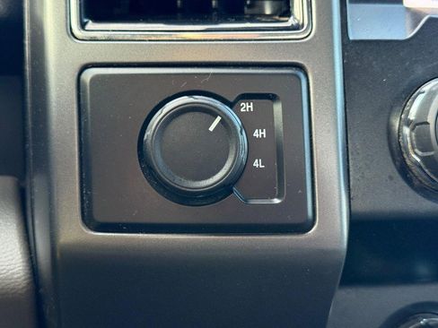 Used 2020 Ford F150 XLT image 15