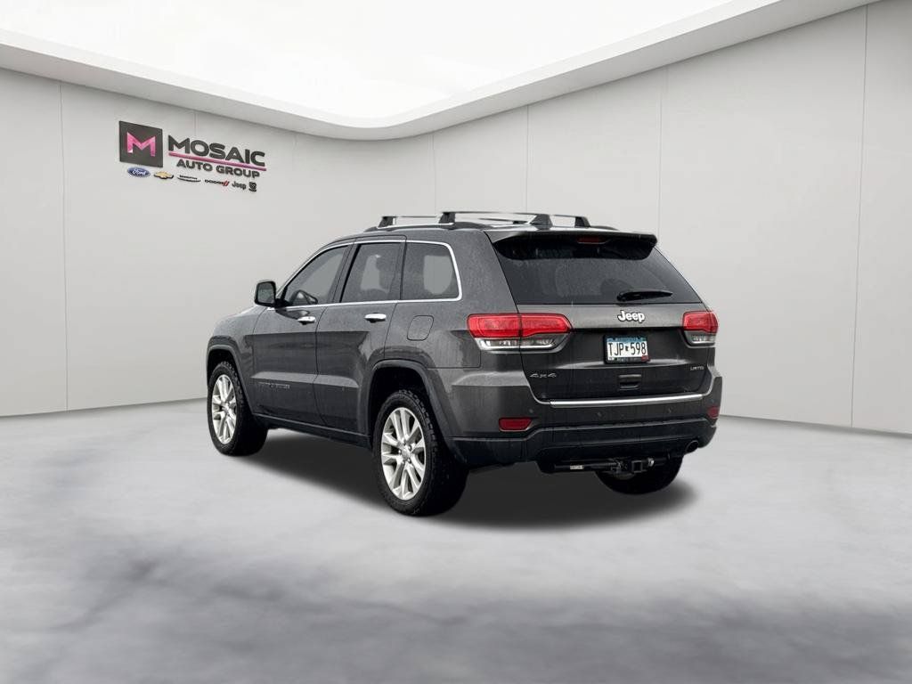 Used 2017 Jeep Grand Cherokee Limited w/ Luxury Group II AWD/4WD image 7