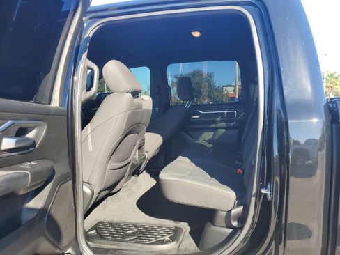 Used 2019 RAM 1500 Big Horn image 9