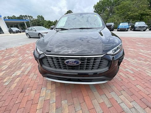 Used 2023 Ford Escape Active FWD image 25