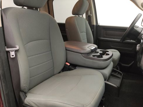 Used 2017 RAM 1500 Express AWD/4WD image 21