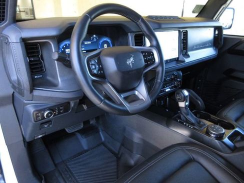 Certified 2025 Ford Bronco Badlands image 12