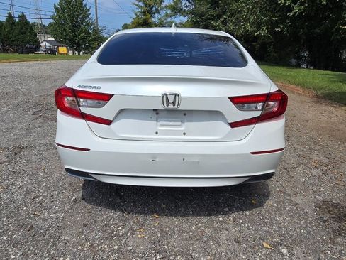 Used 2018 Honda Accord LX image 4