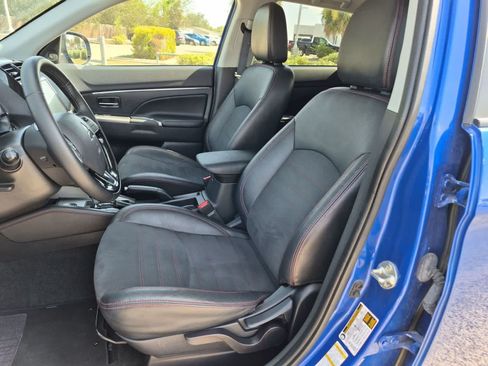 Used 2024 Mitsubishi Outlander Sport SE AWD/4WD image 18