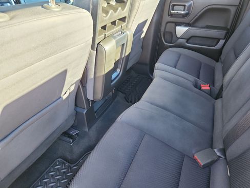 Used 2018 Chevrolet Silverado 1500 LT w/ All Star Edition image 10