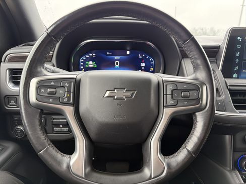 Used 2022 Chevrolet Tahoe Z71 w/ Z71 Off-Road Package image 18