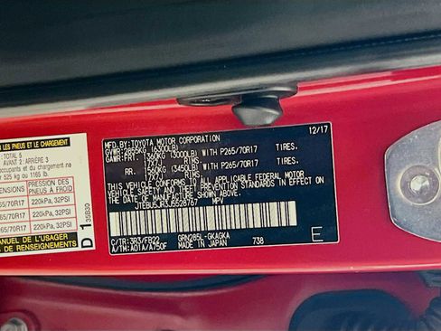 Used 2018 Toyota 4Runner SR5 image 31