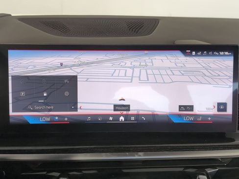 New 2026 BMW X5 M60i w/ Climate Comfort Package image 25