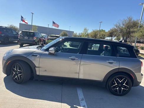 Used 2017 MINI Cooper Clubman ALL4 image 5