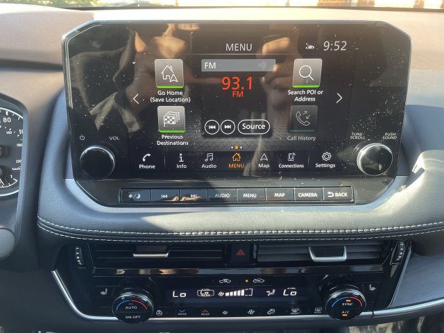Used 2021 Nissan Rogue SL w/ Premium Package AWD/4WD image 16