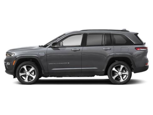 Certified 2023 Jeep Grand Cherokee 4WD 4xe w/ Luxury Tech Group II image 2
