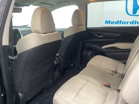 Used 2023 Subaru Ascent Premium w/ Convenience Package image 12