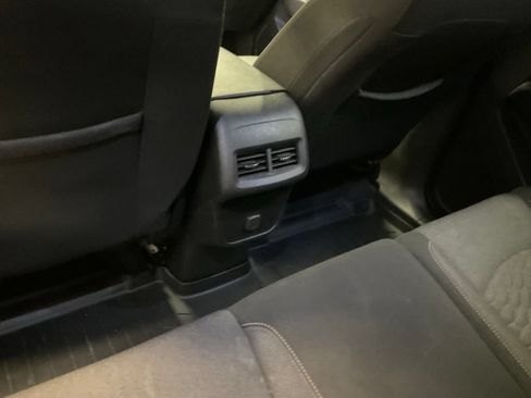Used 2018 Chevrolet Equinox LT AWD/4WD image 27