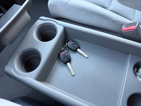 Used 2009 Honda Odyssey LX image 23