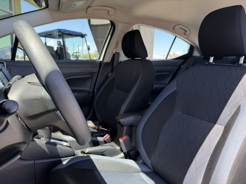 Used 2025 Nissan Versa SV w/ Trunk Package FWD image 30