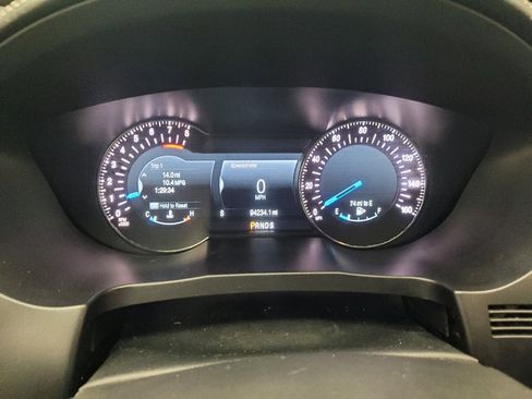 Used 2017 Ford Explorer Platinum image 23