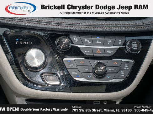 Used 2019 Chrysler Pacifica Limited w/ Advanced Safetytec Group FWD image 28