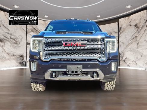 Used 2021 GMC Sierra 3500 Denali w/ Denali Ultimate Package AWD/4WD image 2