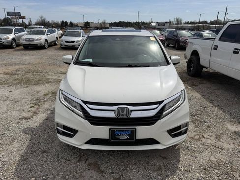 Used 2019 Honda Odyssey Touring image 2