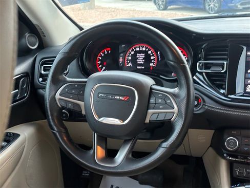 Used 2021 Dodge Durango SXT image 25