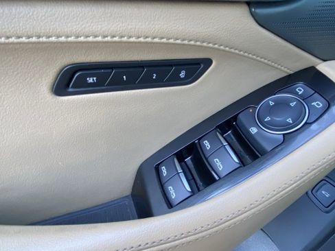 Used 2025 Cadillac CT5 Premium Luxury image 17