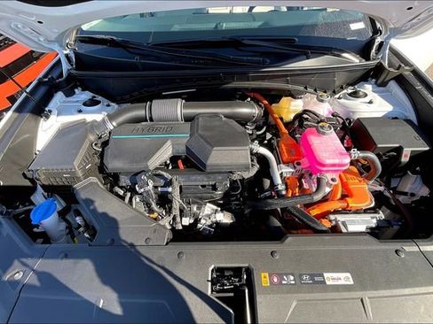 New 2025 Hyundai Tucson SEL image 11