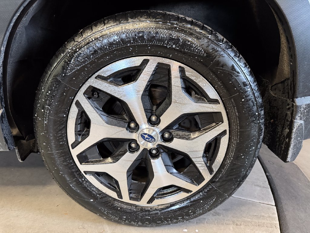 Used 2021 Subaru Forester Premium AWD/4WD image 26