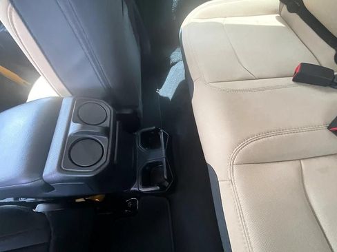 Used 2021 Jeep Wrangler Sport AWD/4WD image 28