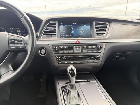 Used 2015 Hyundai Genesis 3.8 w/ Option Group 04 image 30