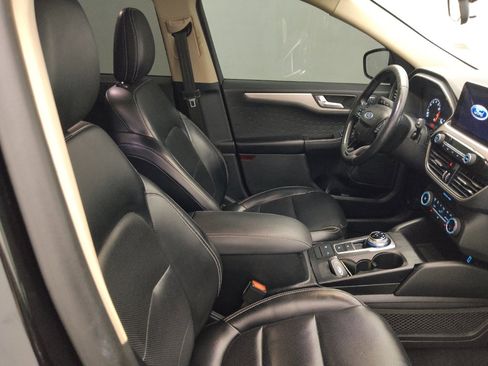 Used 2020 Ford Escape SEL image 21