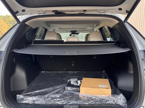 New 2024 Hyundai Tucson SEL w/ Convenience Package FWD image 19