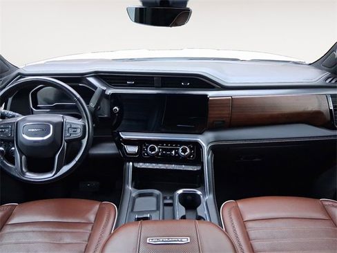 Certified 2024 GMC Sierra 3500 Denali Ultimate image 10