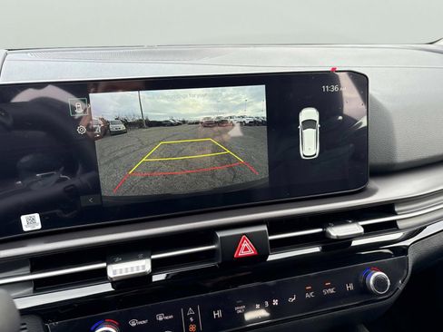 New 2026 Kia Sportage EX image 25