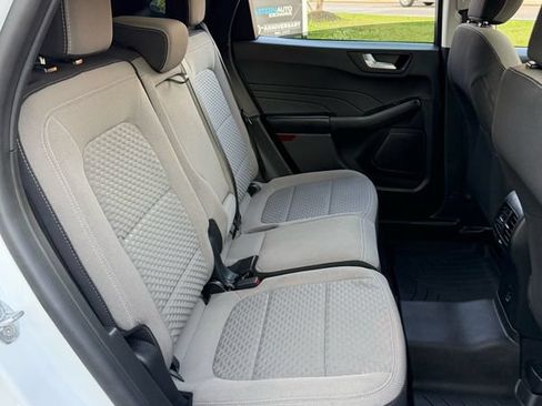 Used 2021 Ford Escape SE w/ Convenience Package FWD image 8