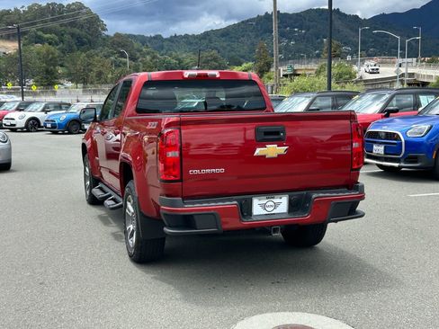 Used 2015 Chevrolet Colorado Z71 w/ LPO, Gearon Divider Package RWD image 3