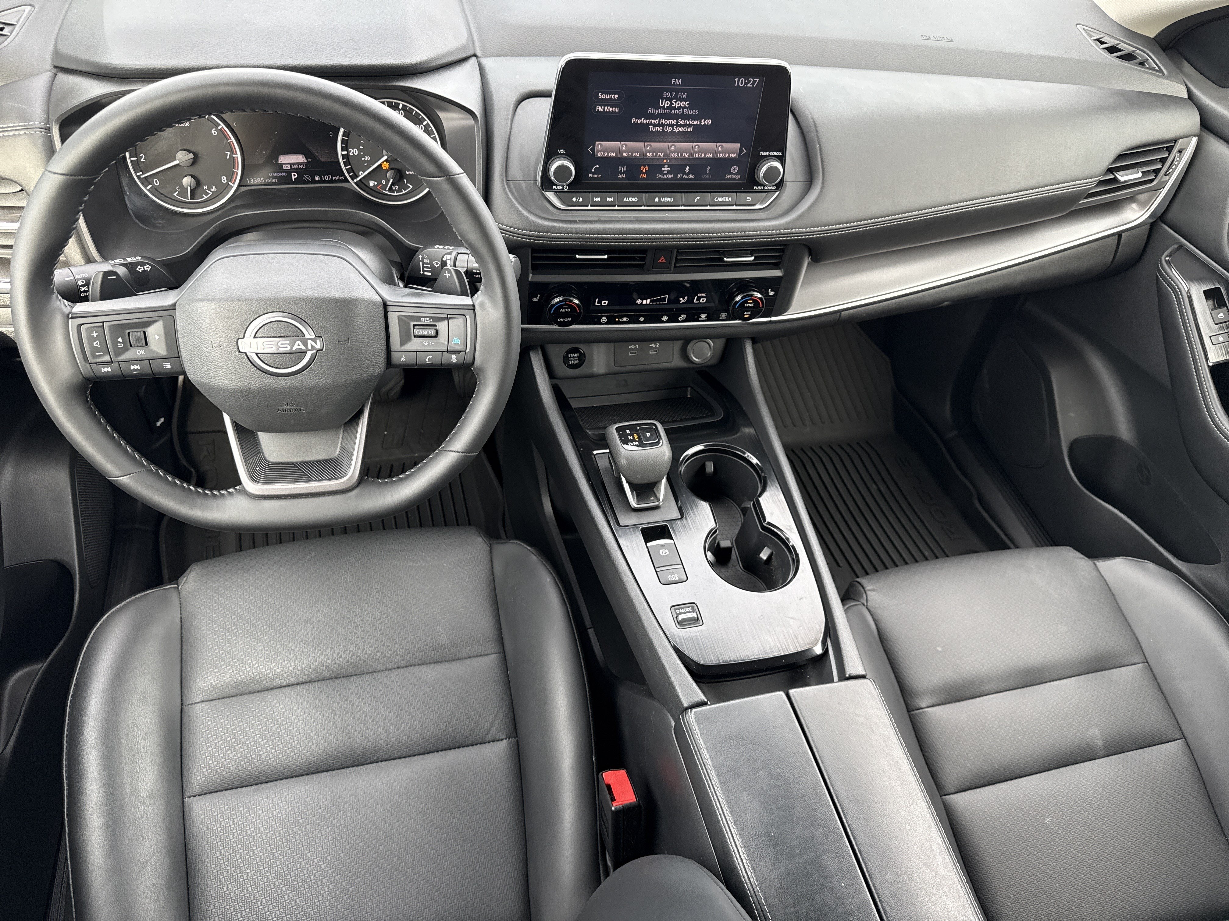 Used 2026 Nissan Rogue SV w/ SV Premium Package FWD image 28