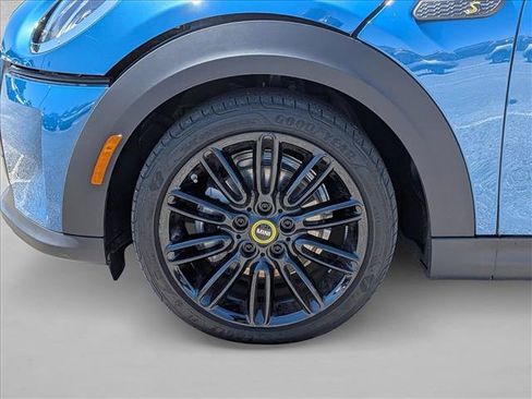 Used 2024 MINI Cooper SE w/ Signature Upholstery Package FWD image 23