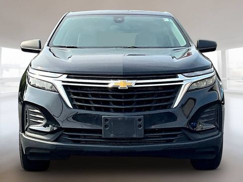 Used 2024 Chevrolet Equinox LS AWD/4WD image 2