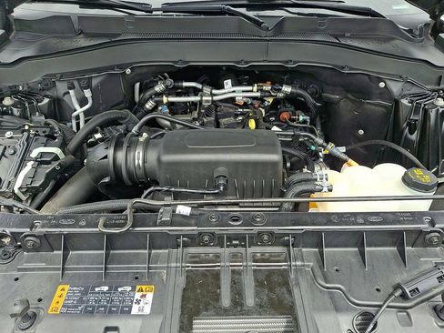 Used 2023 Ford Explorer XLT w/ Equipment Group 202A AWD/4WD image 27