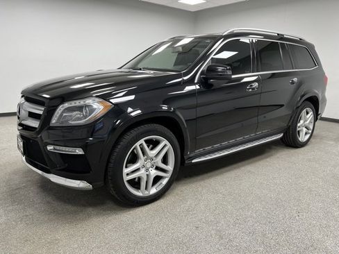 Used 2014 Mercedes-Benz GL 550 4MATIC image 6