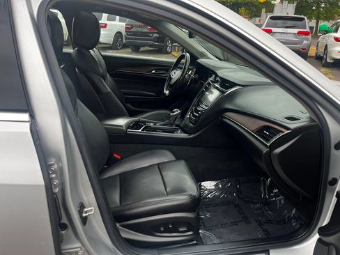 Used 2017 Cadillac CTS Luxury RWD image 16
