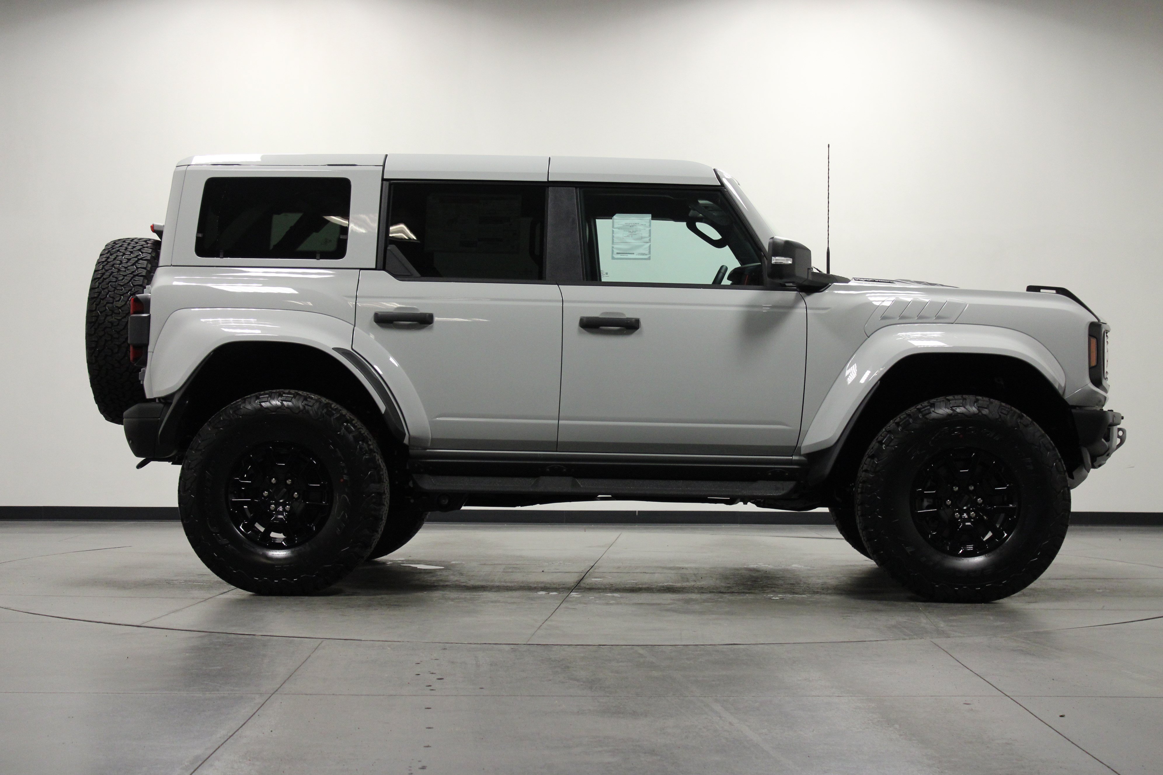 New 2026 Ford Bronco Raptor AWD/4WD image 3