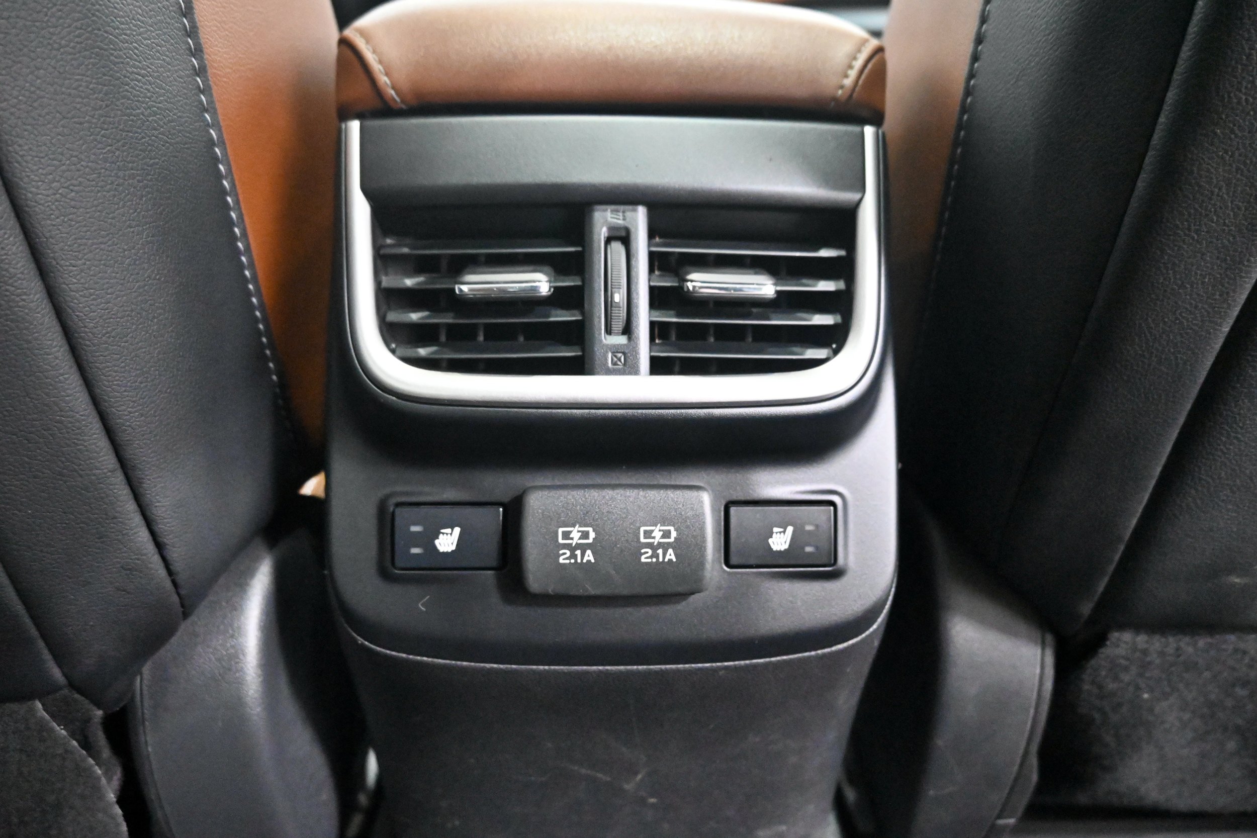 Used 2020 Subaru Outback Touring XT AWD/4WD image 30