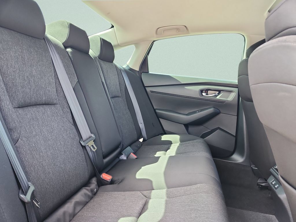 Used 2025 Honda Accord SE image 33