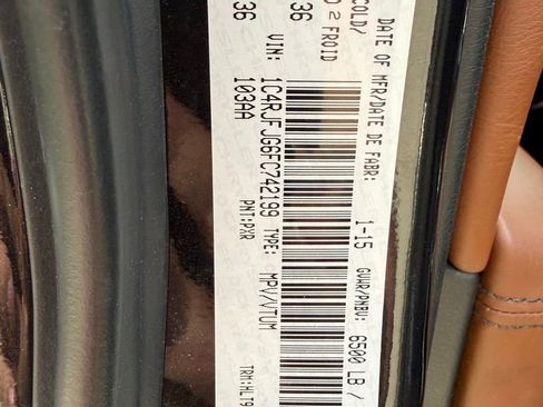 Used 2015 Jeep Grand Cherokee Summit image 15