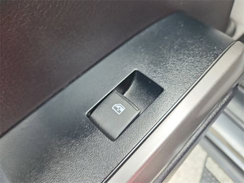 Used 2023 Toyota Tacoma SR5 image 10