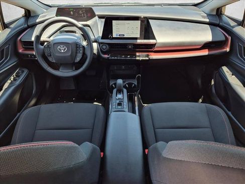 Used 2026 Toyota Prius Plug-In Hybrid FWD image 17