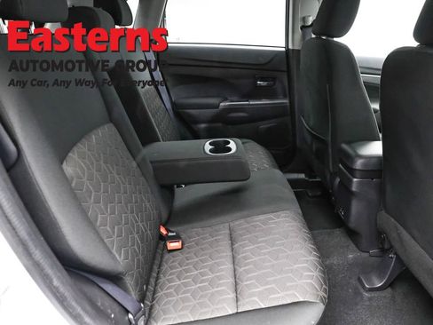 Used 2024 Mitsubishi Outlander Sport LE AWD/4WD image 23