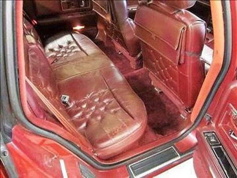 Used 1989 Cadillac Seville image 28