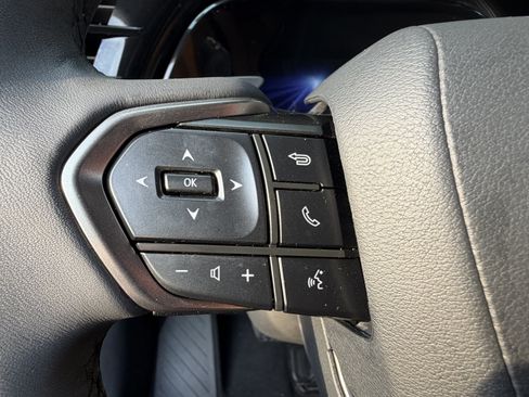 Used 2025 Lexus RX 350 Premium w/ Accessory Package AWD/4WD image 18